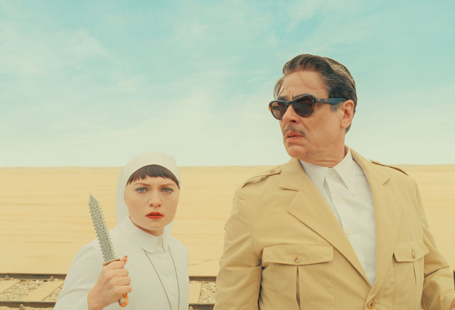 The Phoenician Scheme Film Still 08